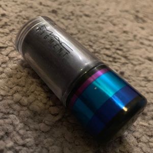 MAC Pigment